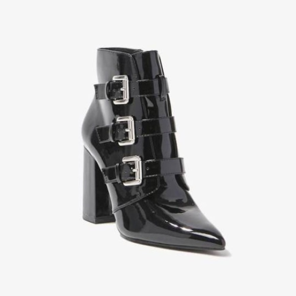 pointed heeled bootie with buckles